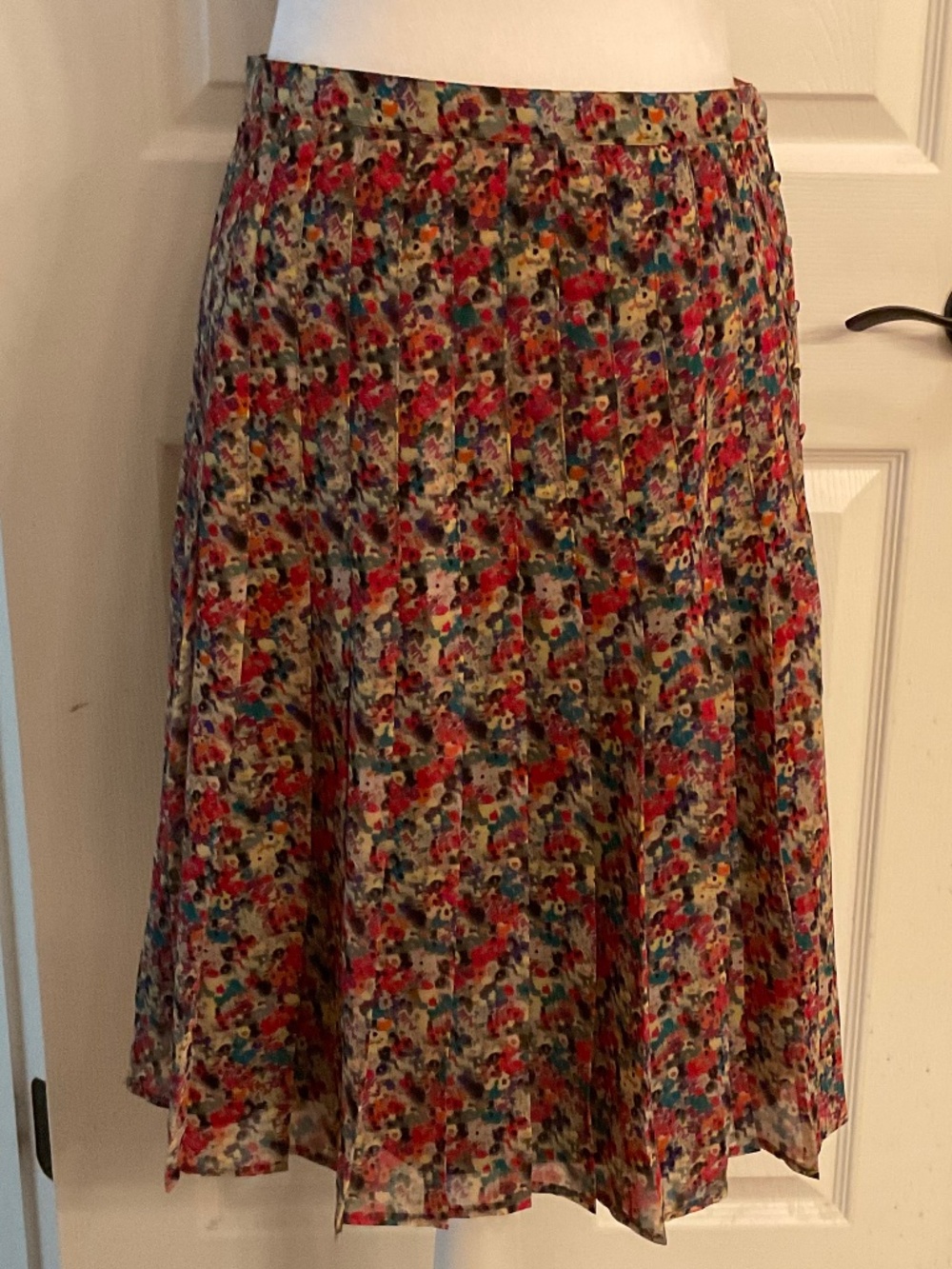Cristina Ehrlich Pleated Knee Length Skirt size 4